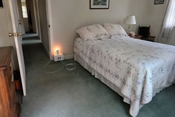 Level 2 sample, bedroom