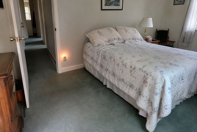 bedroom: Clean room (control)